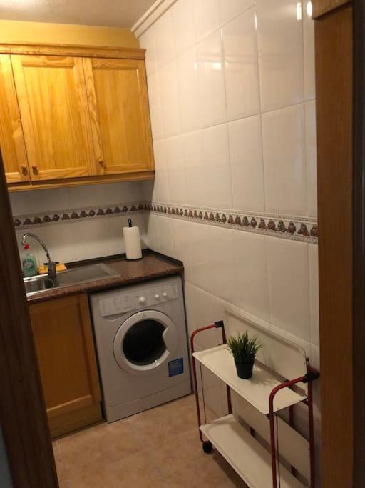 טורבייחה Nice Apartment Near The Park מראה חיצוני תמונה